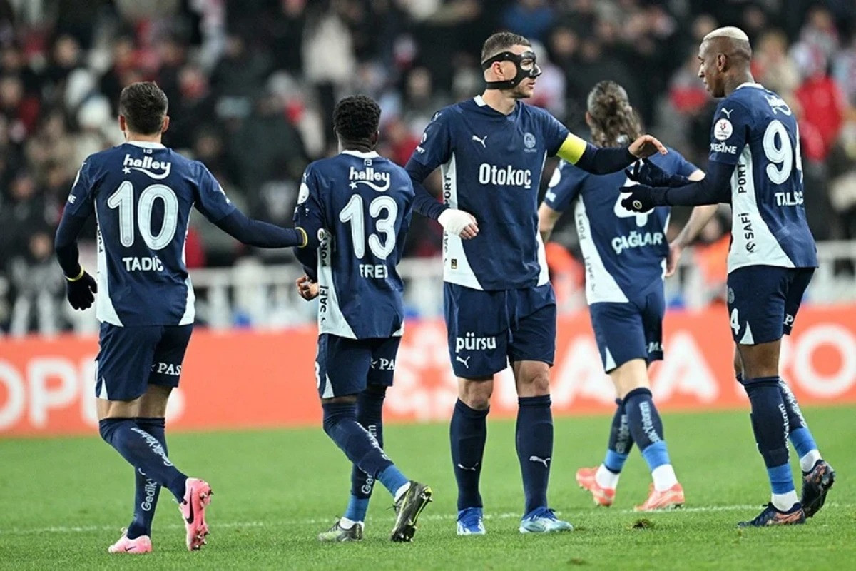 Fənərbaxça\" \"Sivasspor\"u məğlub etdi