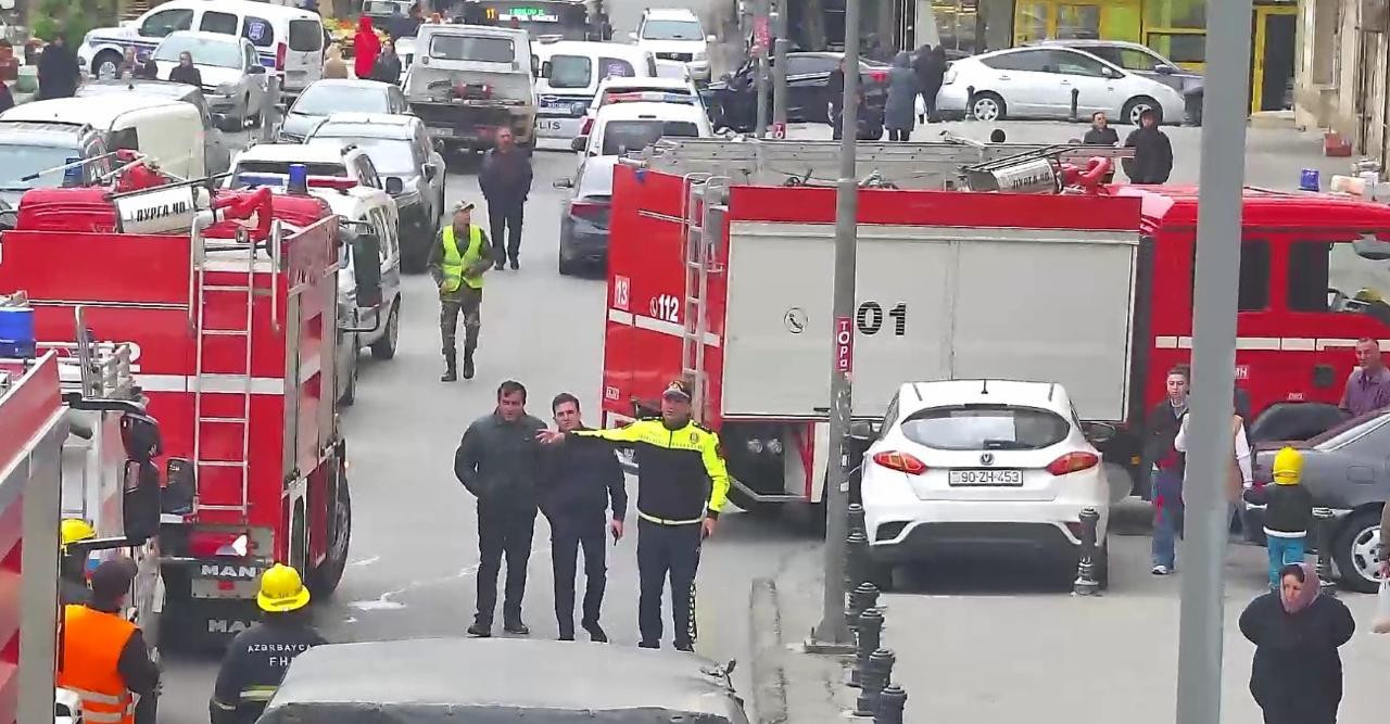 Yanğına görə bu yolda hərəkət məhdudlaşdırıldı - FOTO