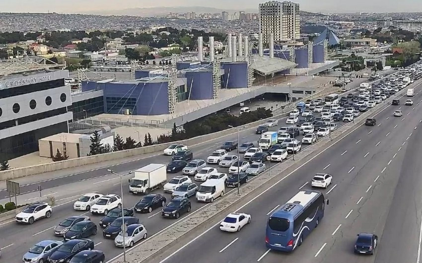 Hazırda bu yollarda tıxac var - SİYAHI