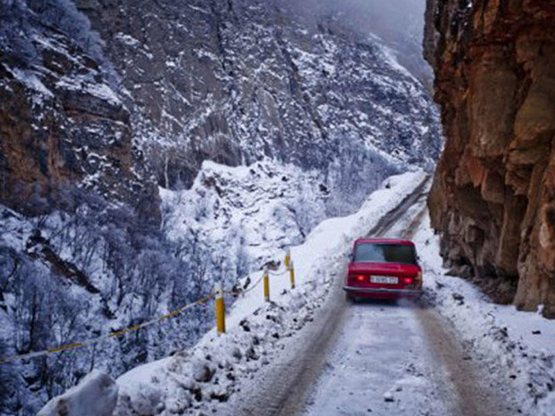 Quba-Xınalıq yolu bağlandı