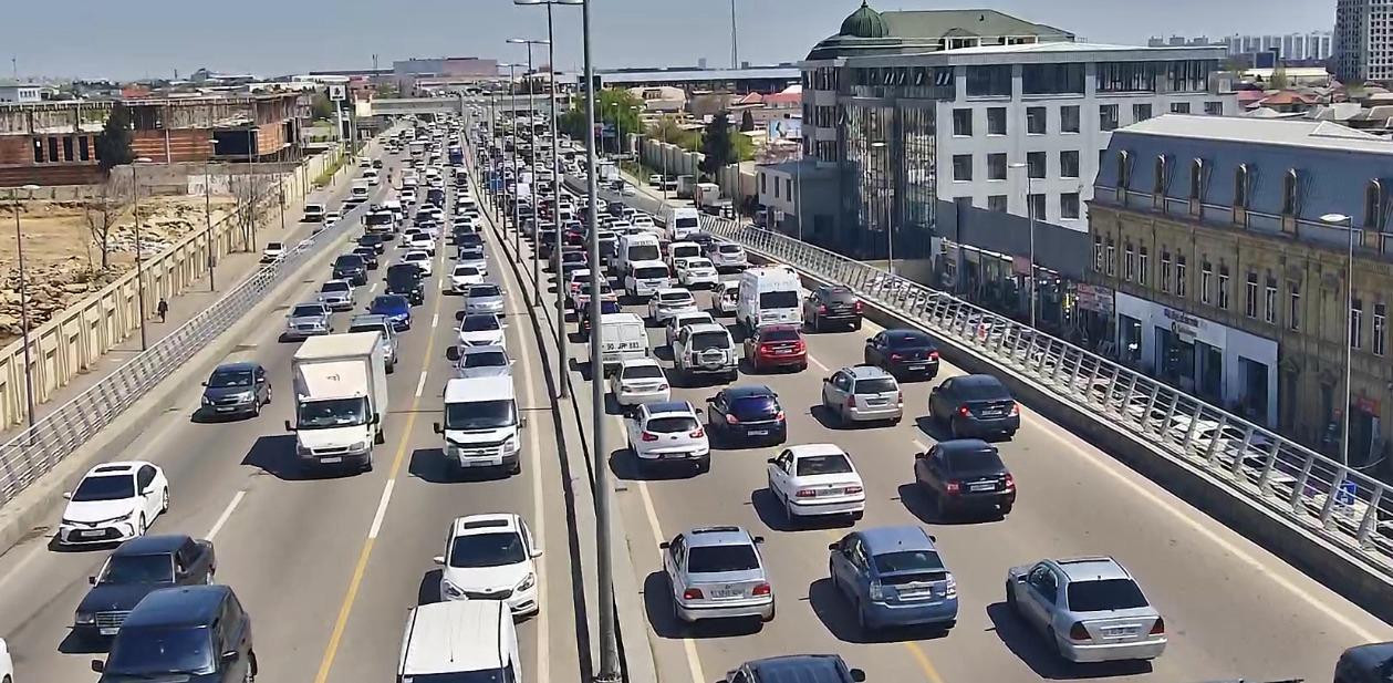 Dərnəgül yolunda təmirə görə TIXAC yarandı