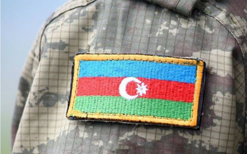 Hərbçilərlə bağlı qanuna dəyişiklik edildi
