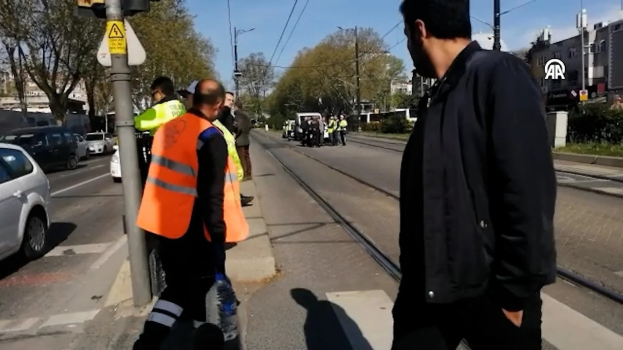 İstanbulda tramvay qəzası! 1 nəfər yaralanıb