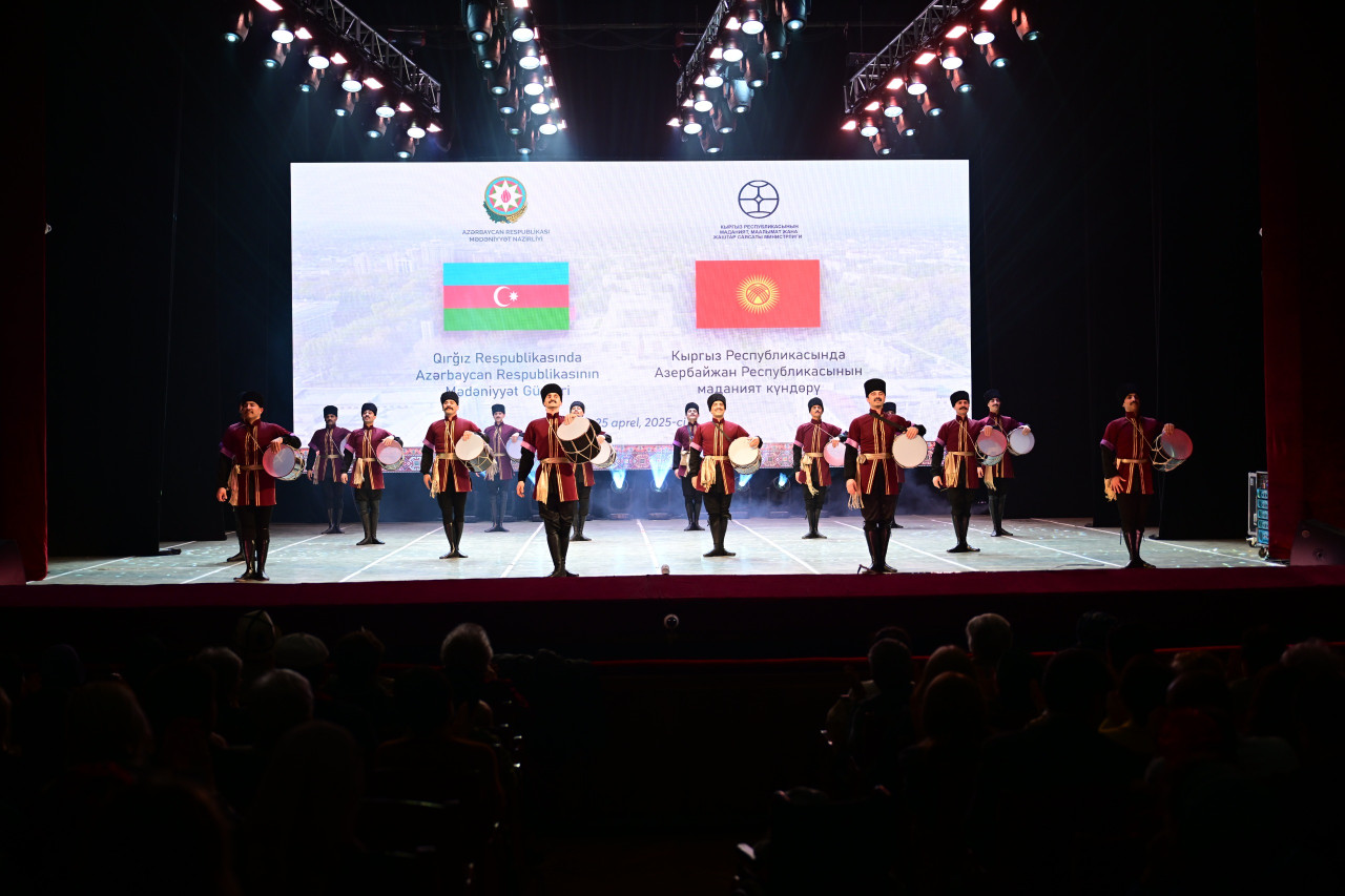 Dövlət Rəqs Ansamblı bişkeklilərə unudulmaz anlar yaşatdı - FOTO/VİDEO