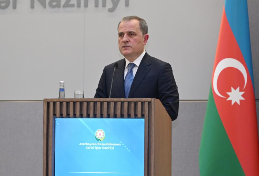 Bayramov Azərbaycanın Ermənistandan gözləntilərini açıqladı
