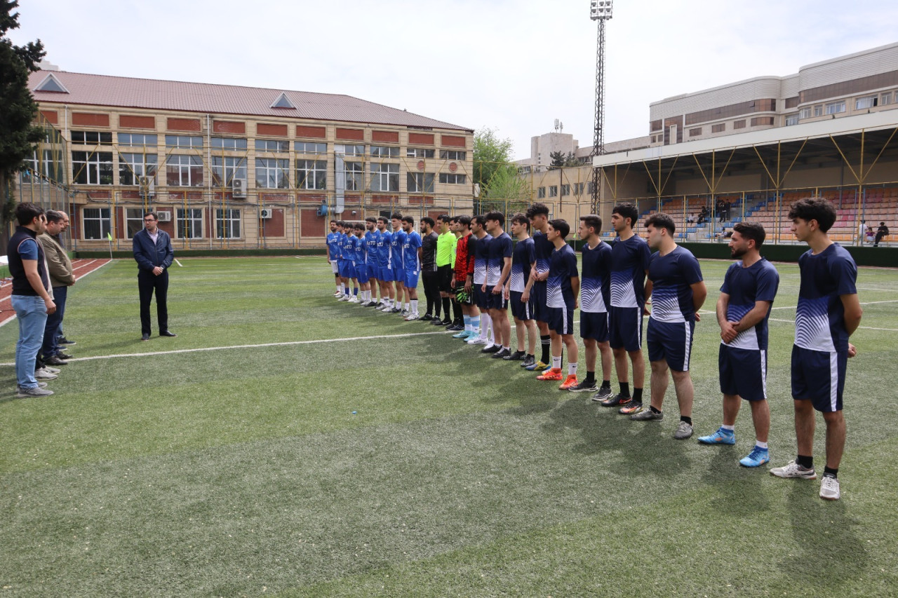 Yasamalda minifutbol yarışına start verildi