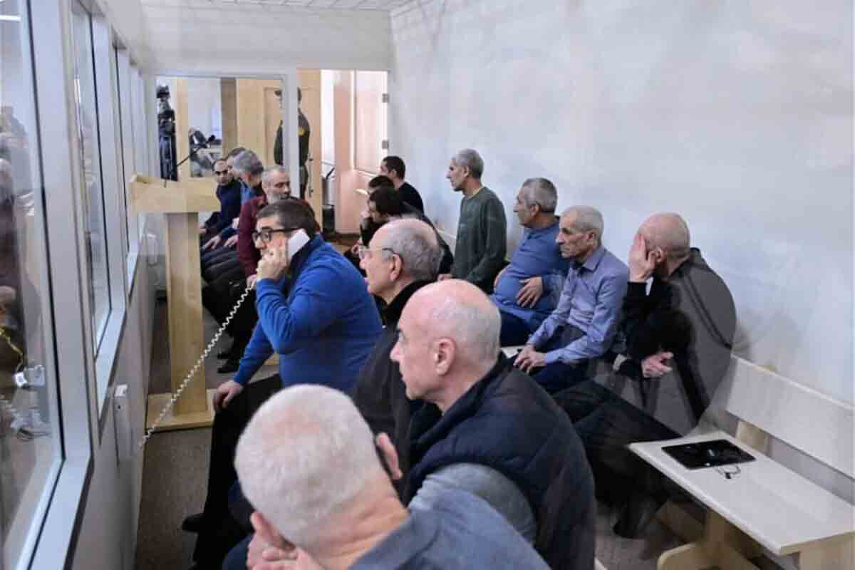 Bakıda ermənilərin məhkəməsi keçirilir