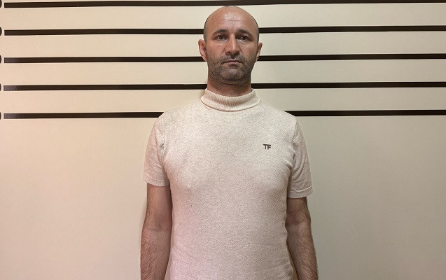 Dövlət qurumuna işə düzəldəcəyini deyib 10 min aldı