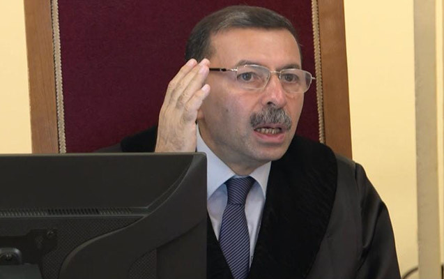 Azad Məcidov təqaüdə göndərildi