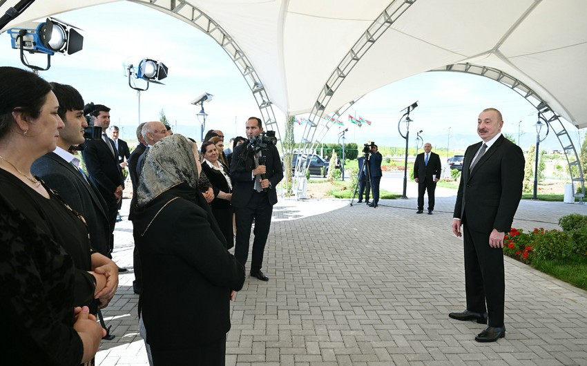 \"İkinci mərhələdə Kəngərlidə daha çox ev tikiləcək\"- Dövlət başçısı