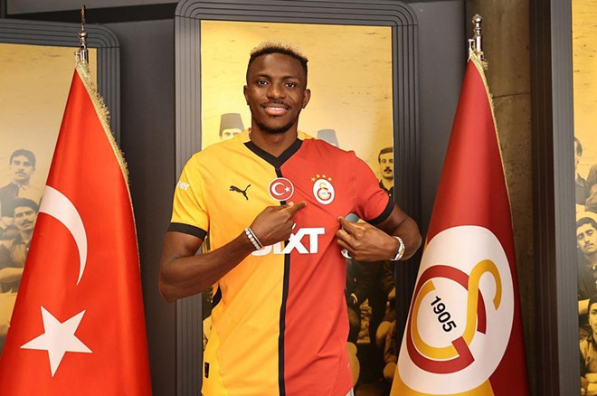 \"Qalatasaray\"dan Osimheni saxlamaq üçün qeyri-adi addım
