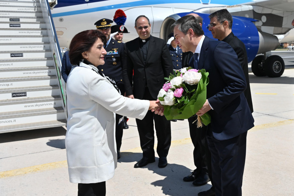 Sahibə Qafarova Vatikana getdi - FOTOLAR