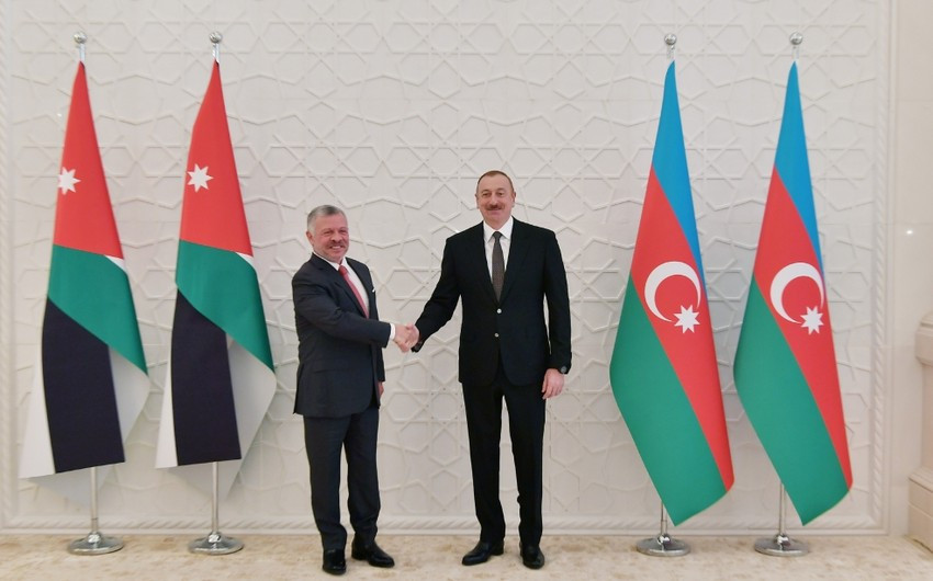 Prezidentdən İordaniya Kralına TƏBRİK