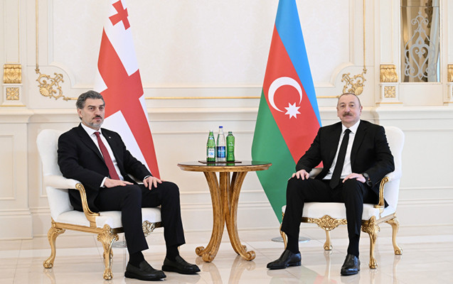 İlham Əliyev Kavelaşvilini təbrik etdi
