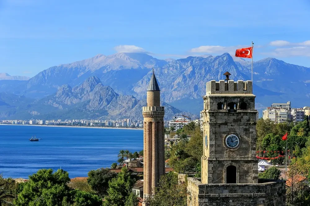 Antalyada zəlzələ oldu