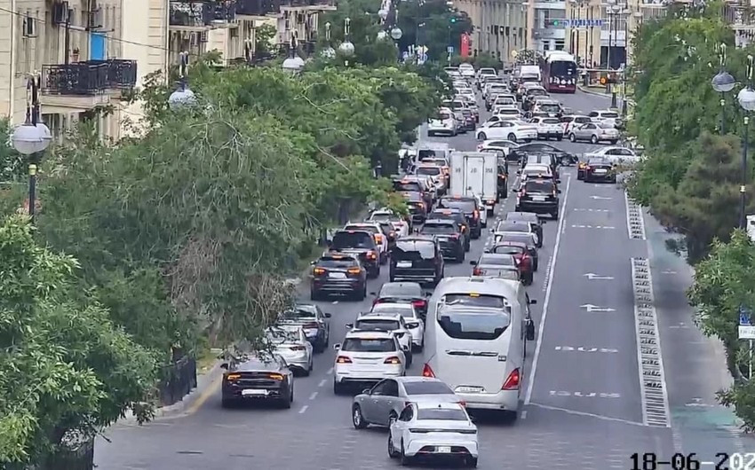 Hazırda bu yollarda tıxac var
