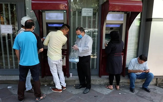 İranda bankomatlar fəaliyyətini dayandırdı