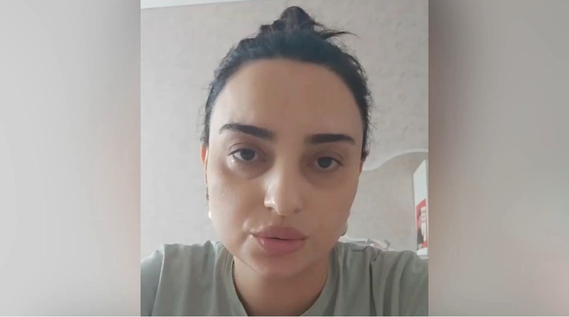İşdən çıxarılan həkim ŞANTAJ OLUNUR