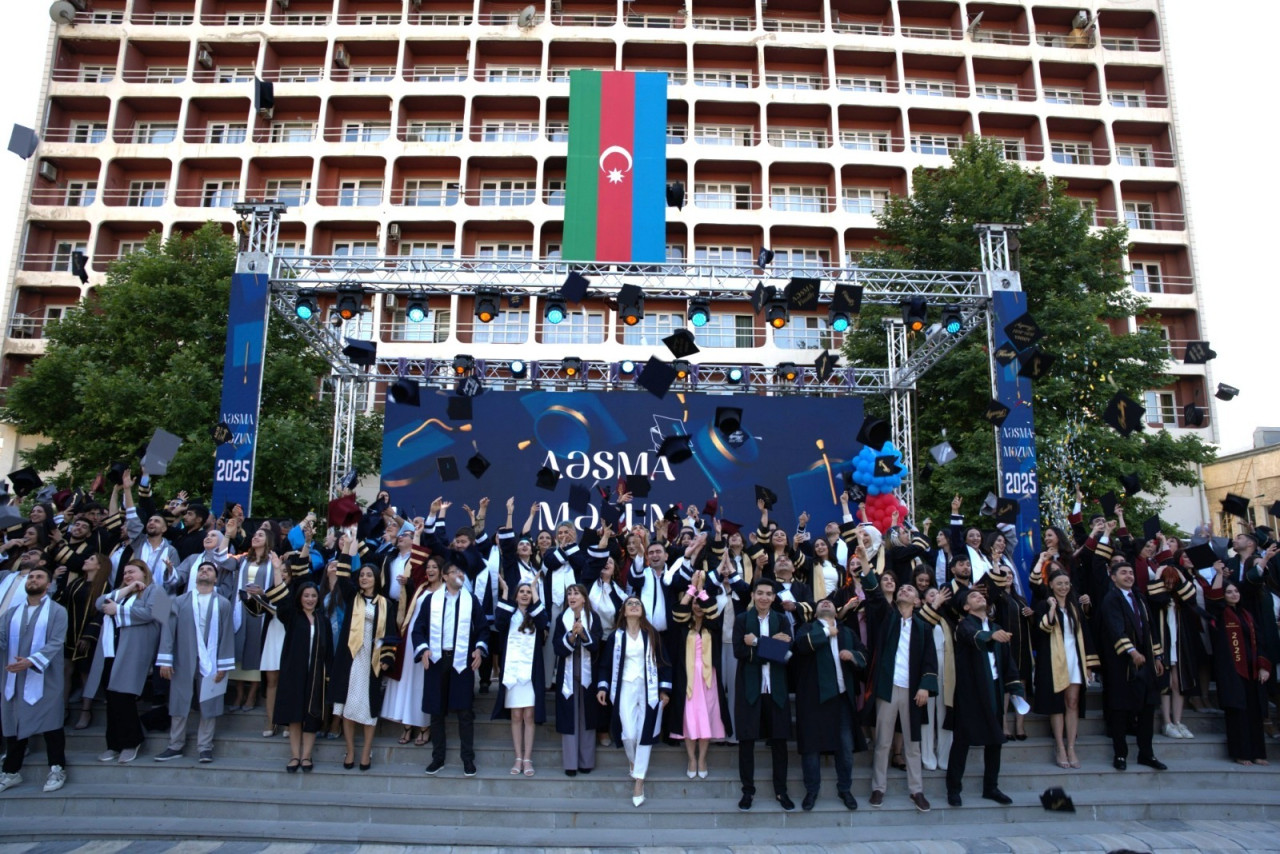 Azərbaycan Əmək və Sosial Münasibətlər Akademiyasında  “Məzun günü” - FOTOLAR