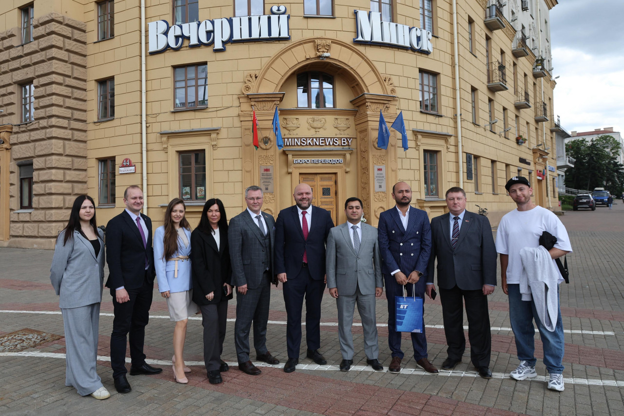 Azərbaycan və Belarus jurnalistləri bir araya gəldi: Minskdə mühüm konfrans - FOTOLAR