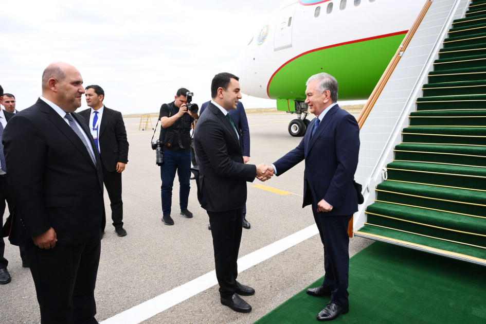 Şavkat Mirziyoyev Füzulidədir - FOTO