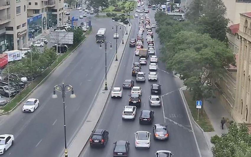 Hazırda bu yollarda tıxac var
