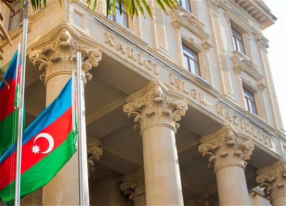 Xaricdəki diplomatlarımız Bakıda - Ulu öndərin məzarını ziyarət etdilər