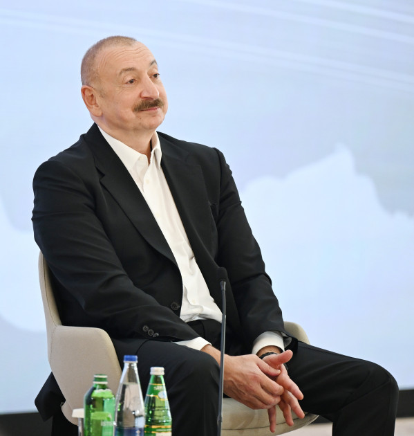 “Siz öz həyatınızı yaşayın, biz də öz həyatımızı yaşayaq”