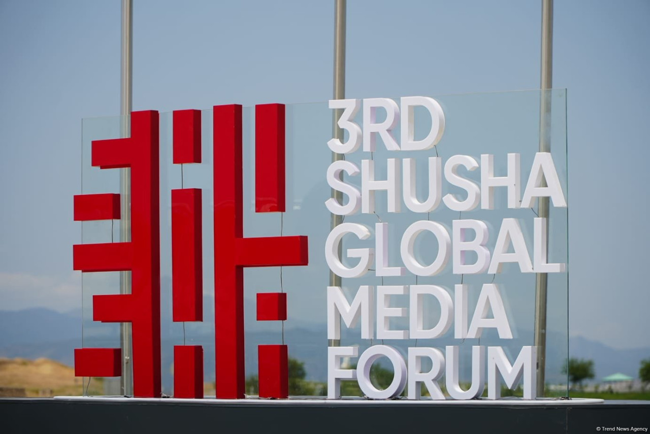 III Şuşa Qlobal Media Forumu iştirakçıları Füzulidə