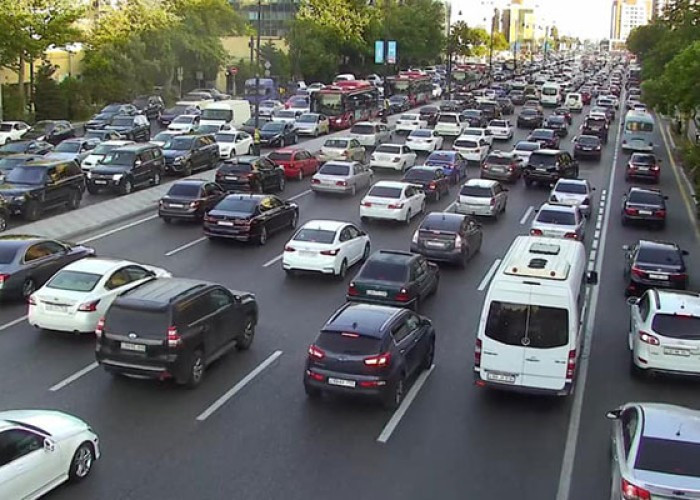 Hazırda bu yollarda tıxac var - SİYAHI
