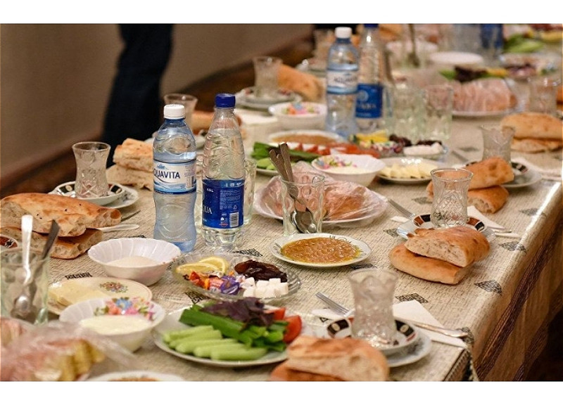 Ənənə, yoxsa israfçılıq? - Yas mərasimləri ləğv edilməlidir?