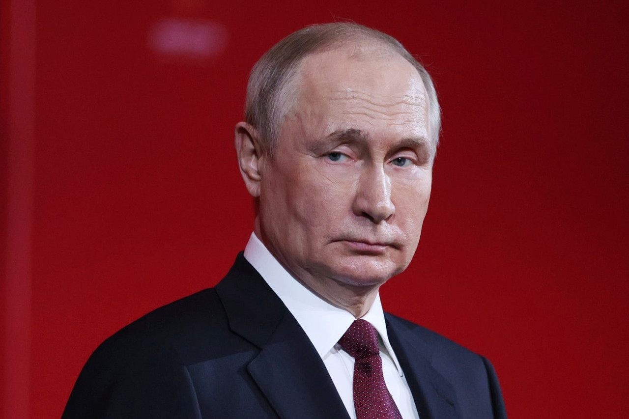 \"Zelenski ilə görüşün əleyhinə deyiləm\" - Putin