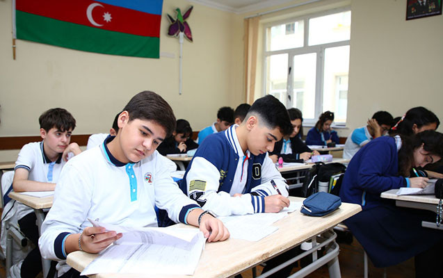 Azərbaycan 12 illik təhsilə keçir? - Nazirlikdən cavab