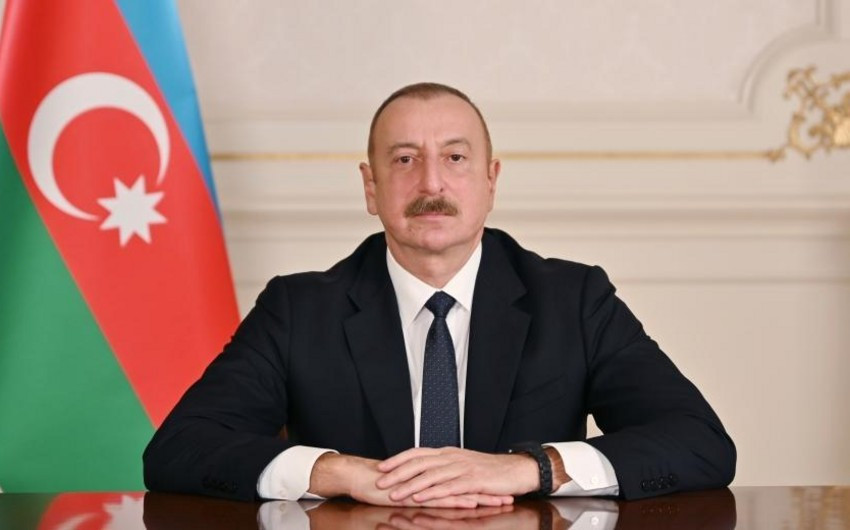 İlham Əliyev rumıniyalı həmkarına başsağlığı verdi