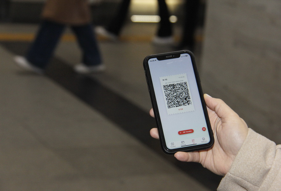 Metroda QR-kodla ödənişlərdə problem yarandı - ŞİKAYƏT