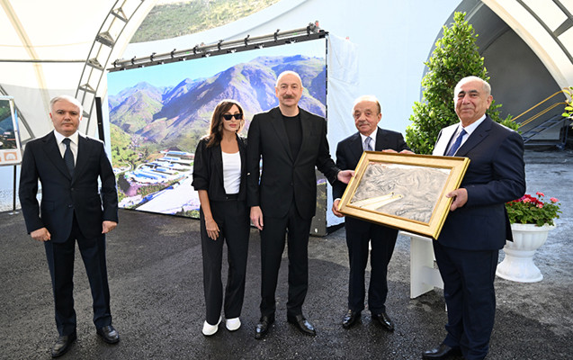 İlham Əliyevlə xanımı Murovdağ tuneldə - FOTOLAR