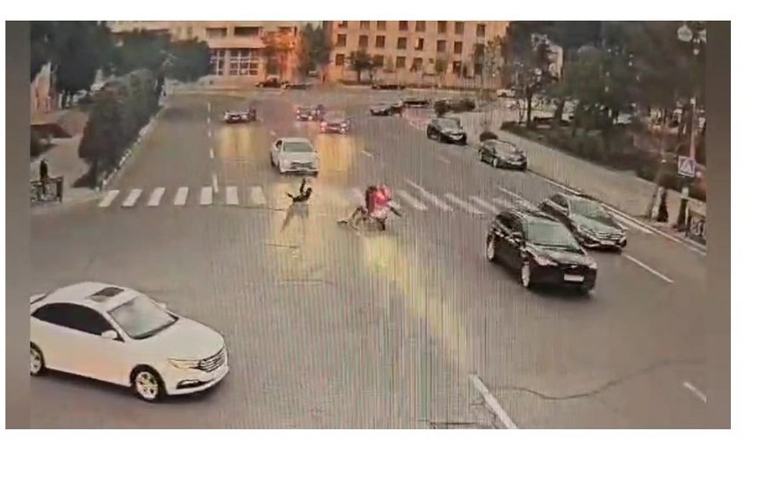 Bakıda moped və motosiklet qəzalarının görüntüləri yayıldı - VİDEO