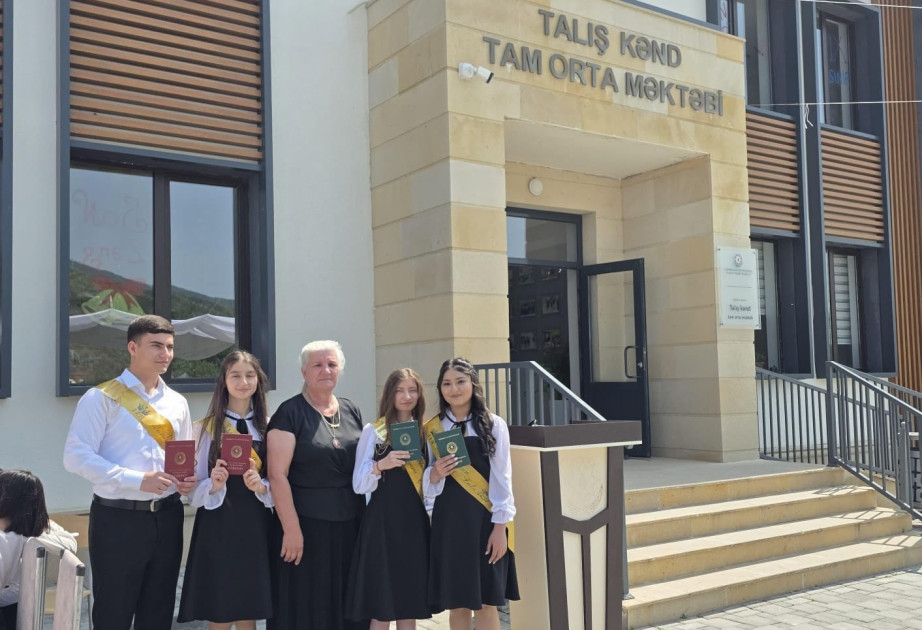 Bu kəndin bütün məzunları tələbə oldu