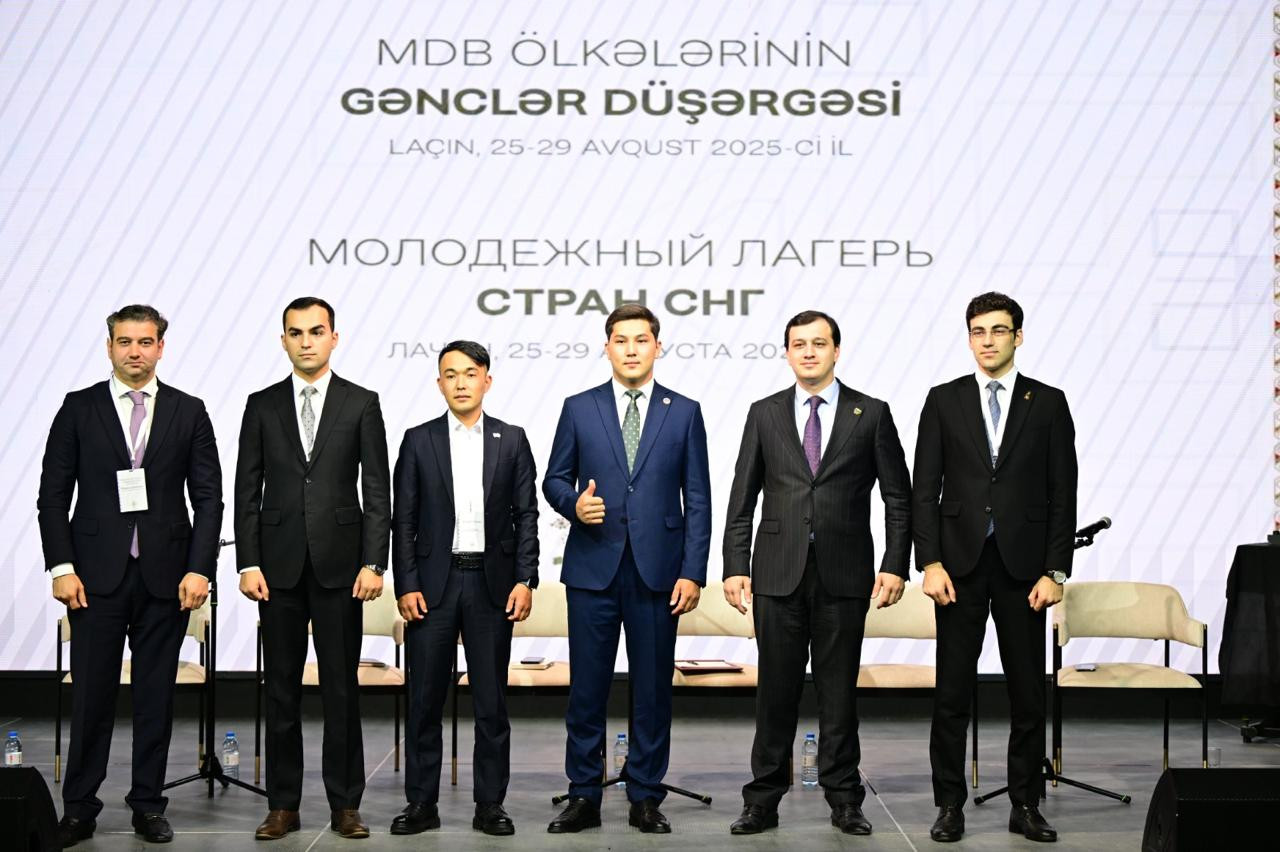 \"Mədəni və yaradıcı sənayelərdə gənclər dalğası” mövzusundan FOTOLAR