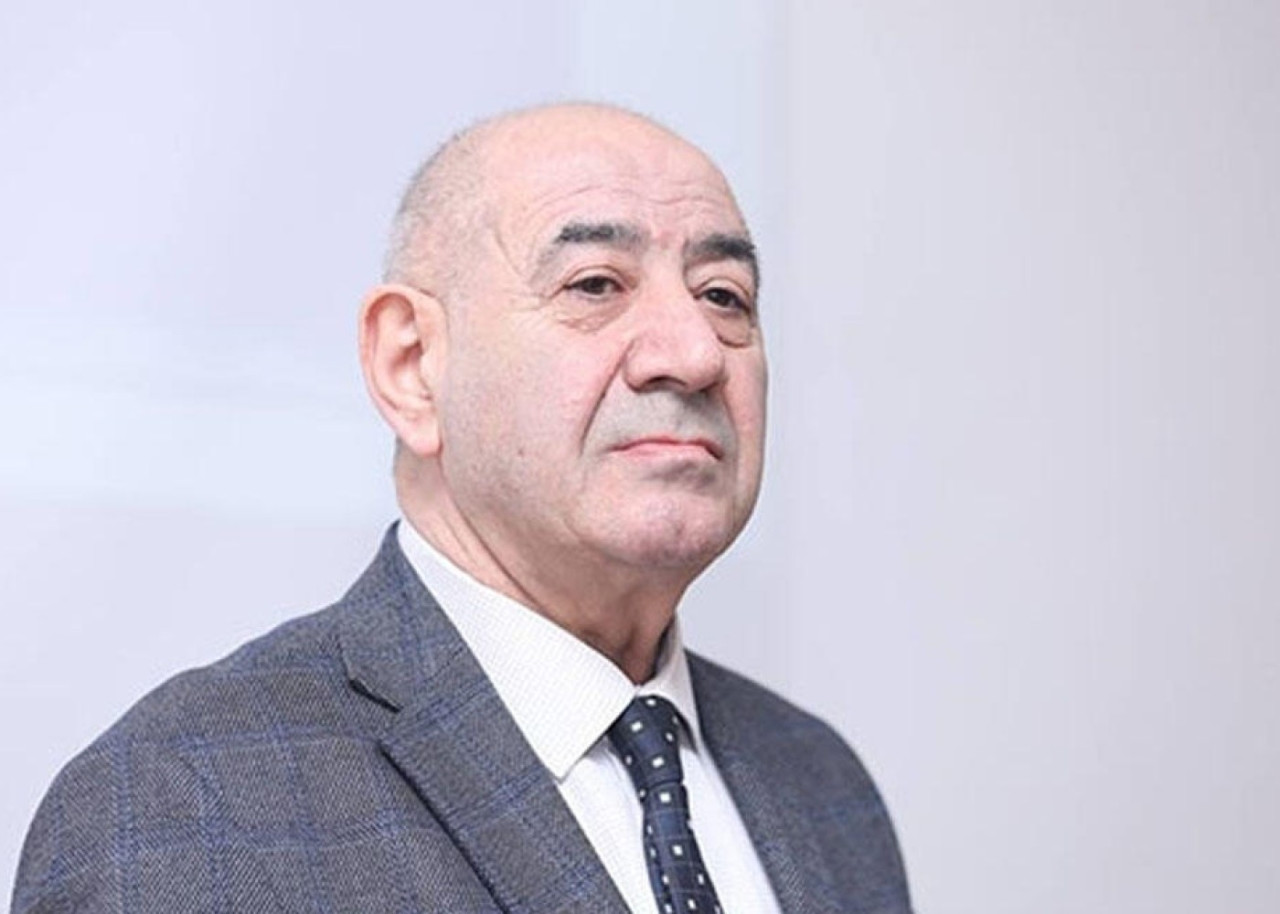 \"O qədər də güclü zəlzələ deyil\" - Qurban Yetirmişli