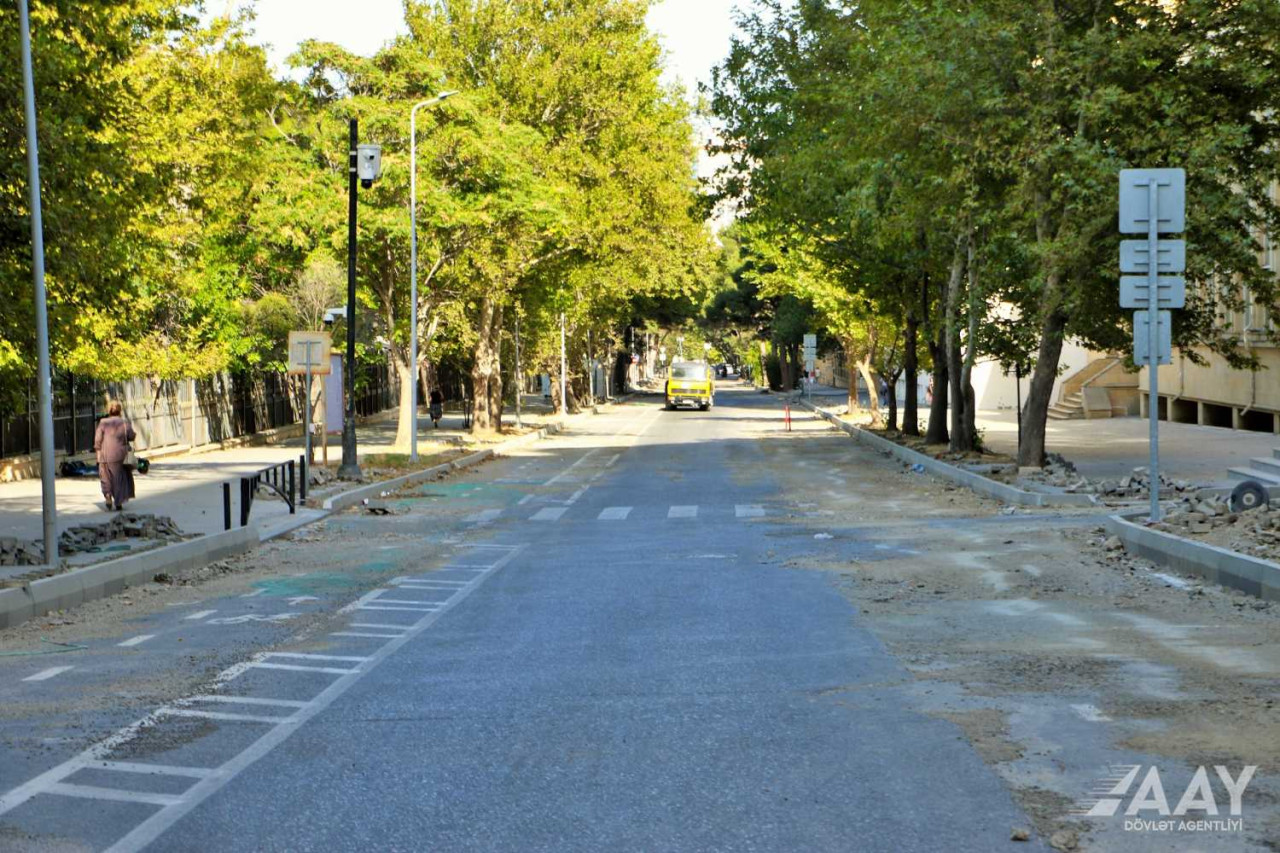 Bakının bu küçəsində təmir başladı - FOTOLAR
