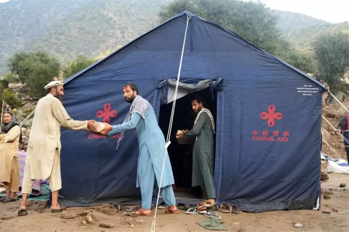 Çin Əfqanıstana humanitar yardım göndərdi