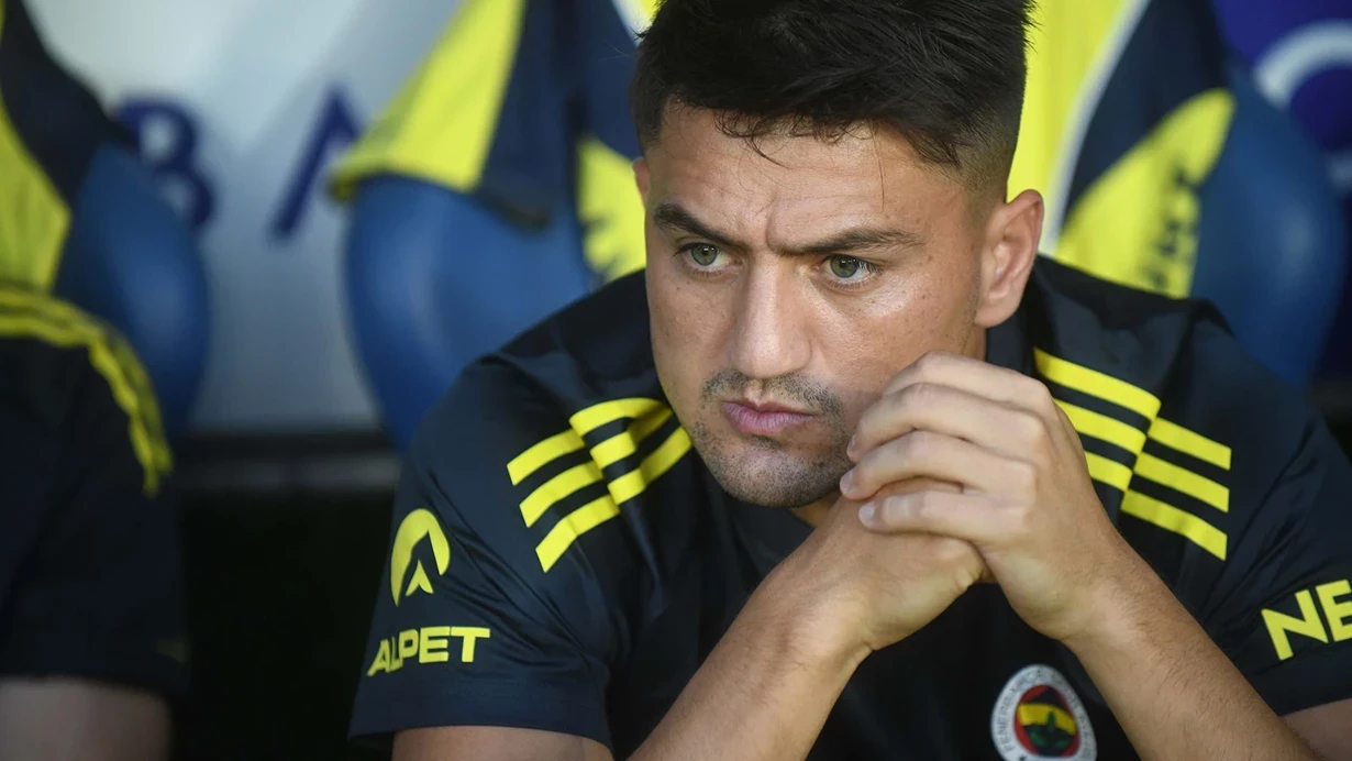 \"Fənərbaxça\" Cengiz Ündəri \"Beşiktaş\"a icarəyə verdi