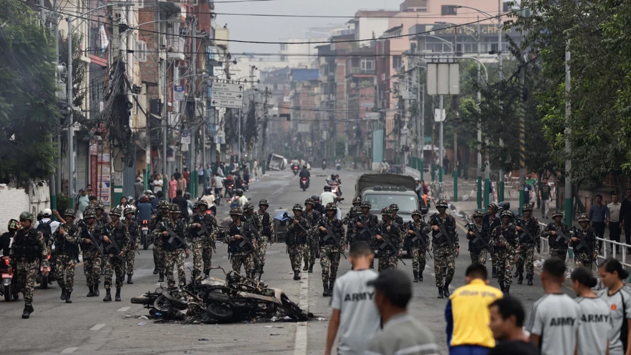 Nepalda etirazlardan sonra baş nazir istefa verdi&nbsp;