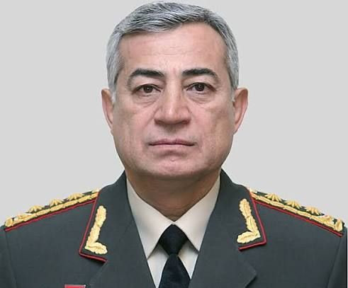 Vaqif Axundovla bir məqam - Əli Vəliyev yazır