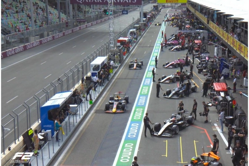 Azərbaycandakı yarışda \"Formula 2\"nin pilotlarına cəza verilib