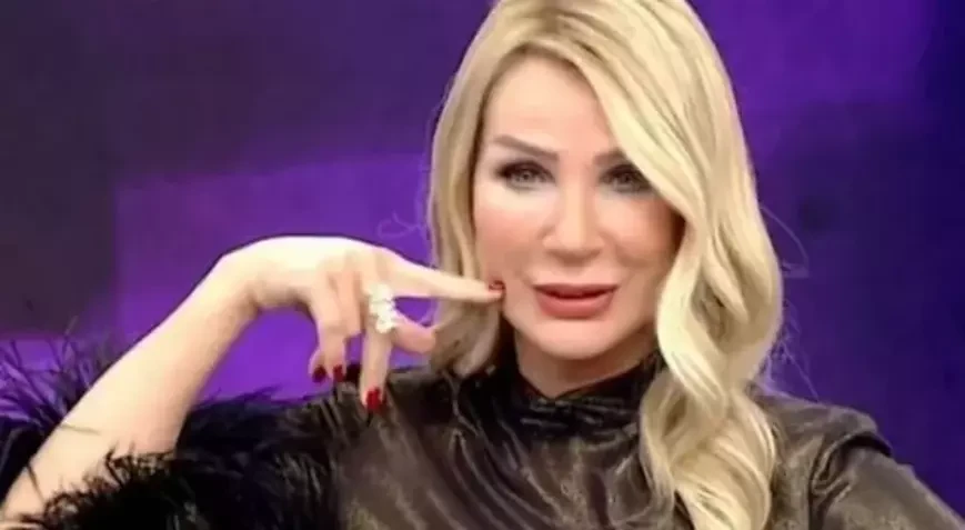 Seda Sayanın makyajsız halı təəccübləndirdi - FOTO