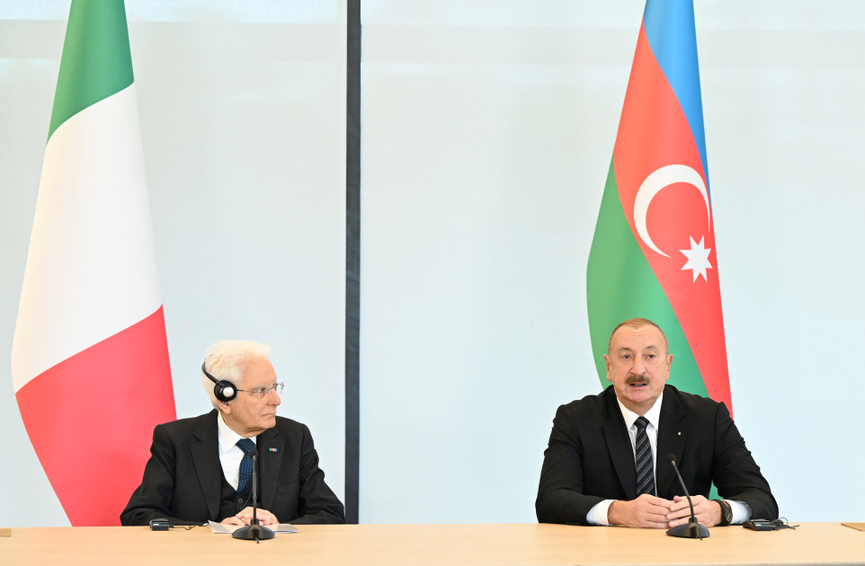 \"Azərbaycan neft təchizatına görə birinci yerdədir\" - İlham Əliyev
