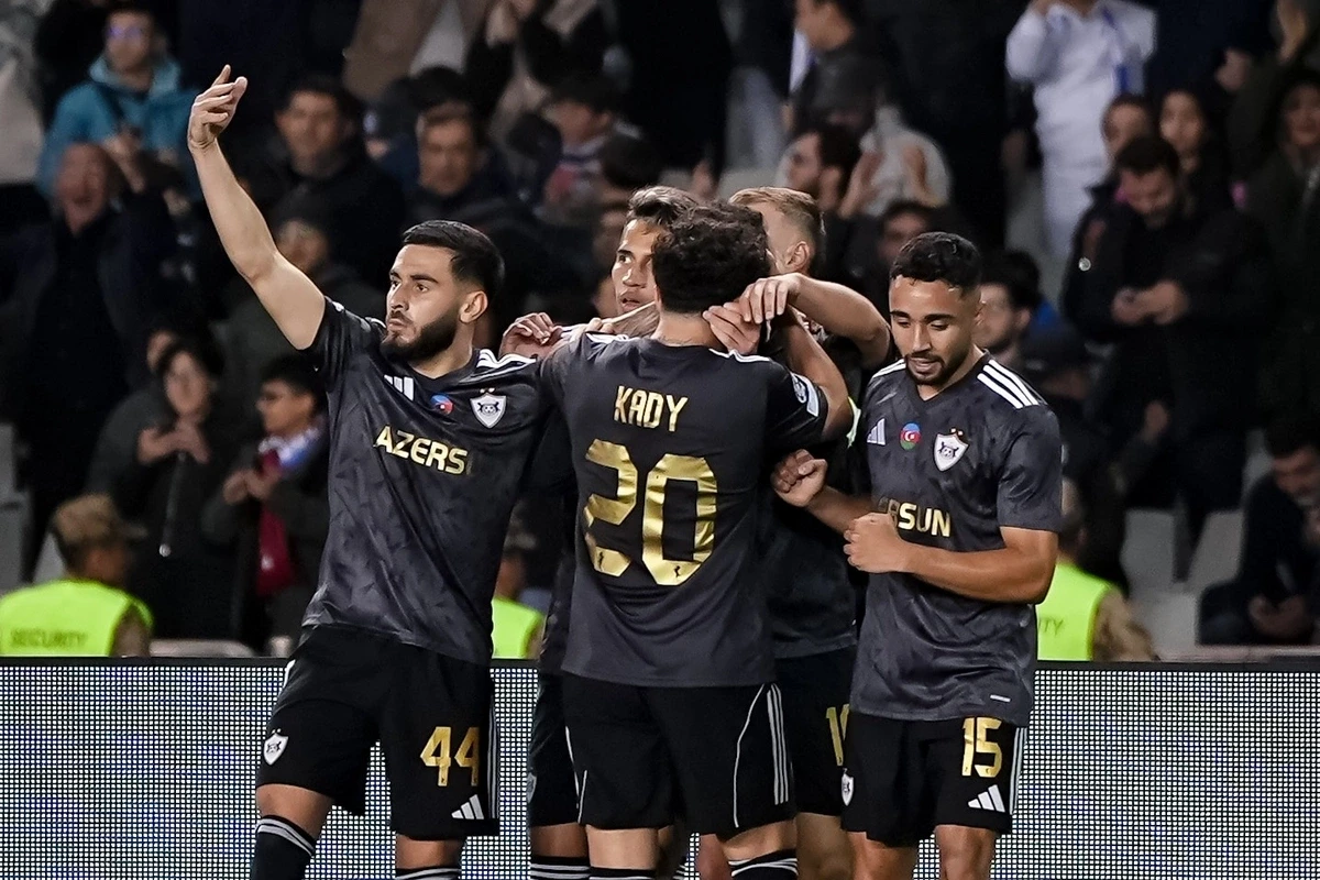 \"Qarabağ\"-\"Kopenhagen\" oyununda ikinci hissə başladı: CANLI - YENİLƏNİR