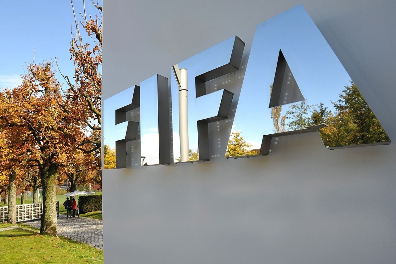 FİFA-dan 2 türk klubuna transfer qadağası